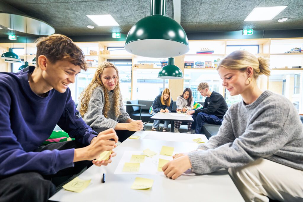 260825 Efterskolen PLay_Grindsted_2418_lav